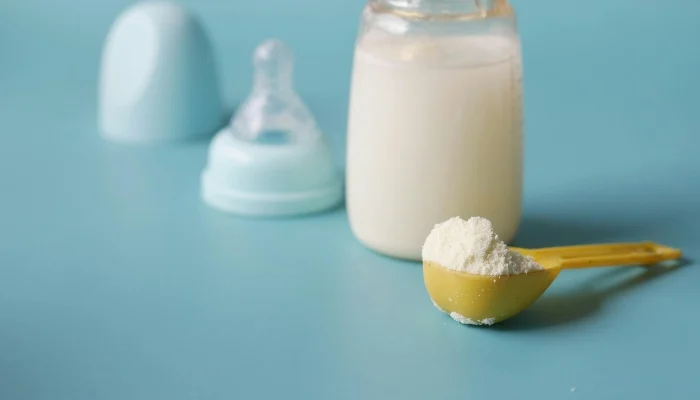 France: France tightens infant milk rules after recalls