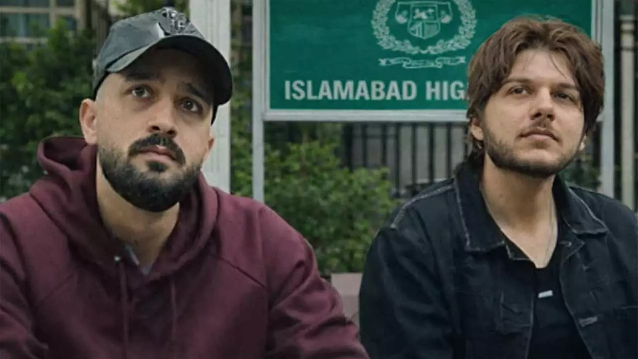 ٹک ٹاکرز کا نام سفری پابندی کی فہرست سے نکالنے کی درخواستوں پر پیشرفت نہ ہوسکی